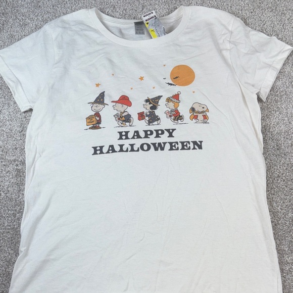 Happy Halloween T-Shirt - White NWT snoopy & friends women’s size medium - Picture 1 of 5
